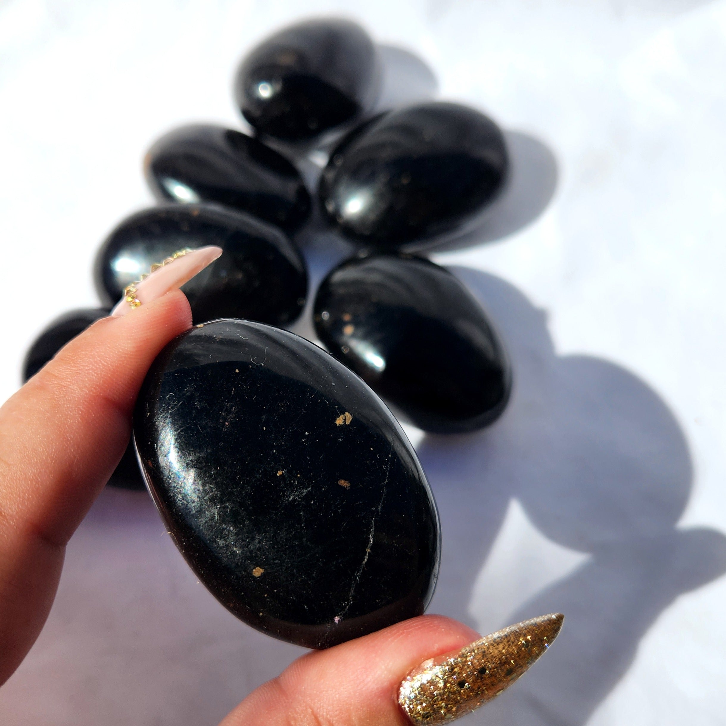 Black Tourmaline Palm Stone | Medium