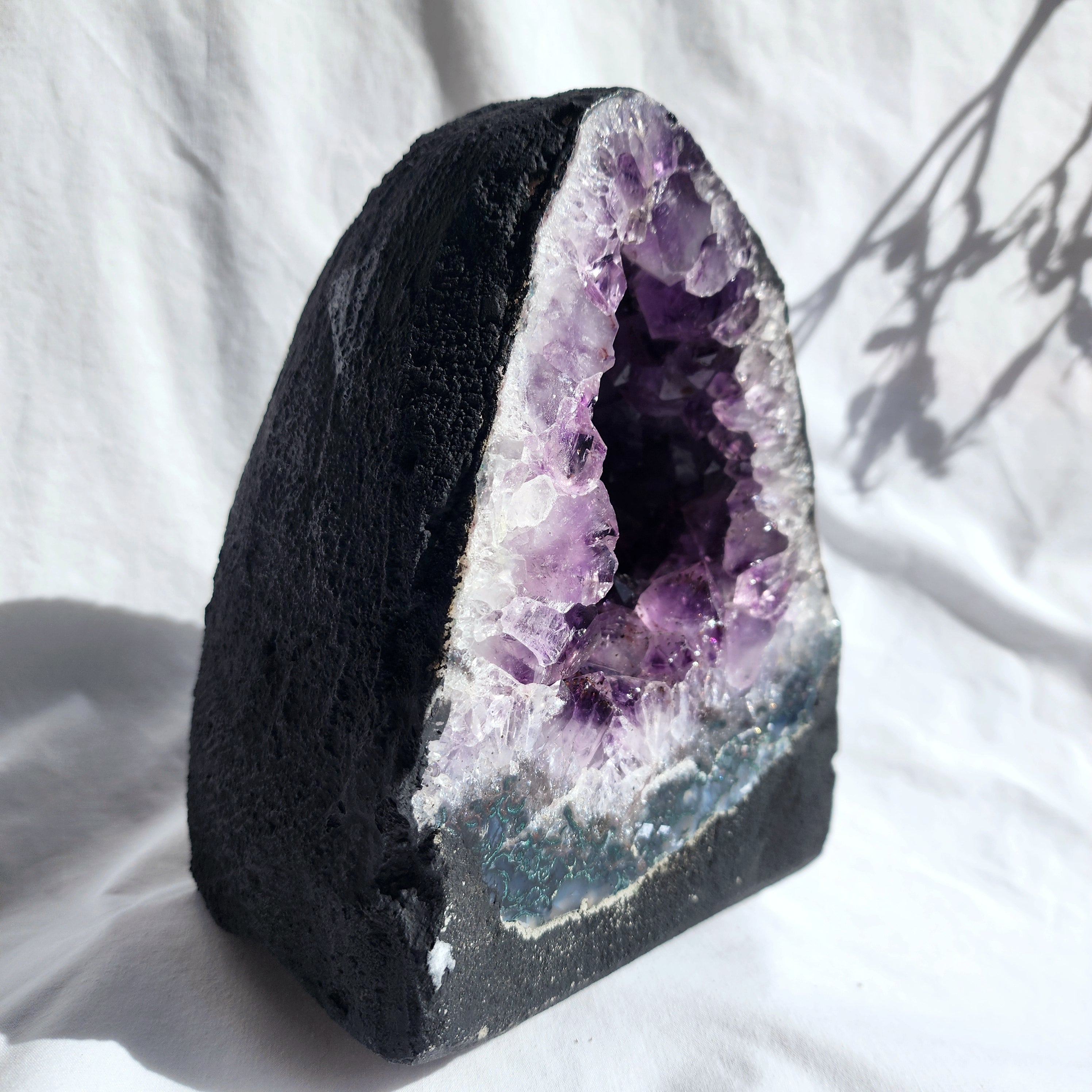 Leonardo | Amethyst Cave