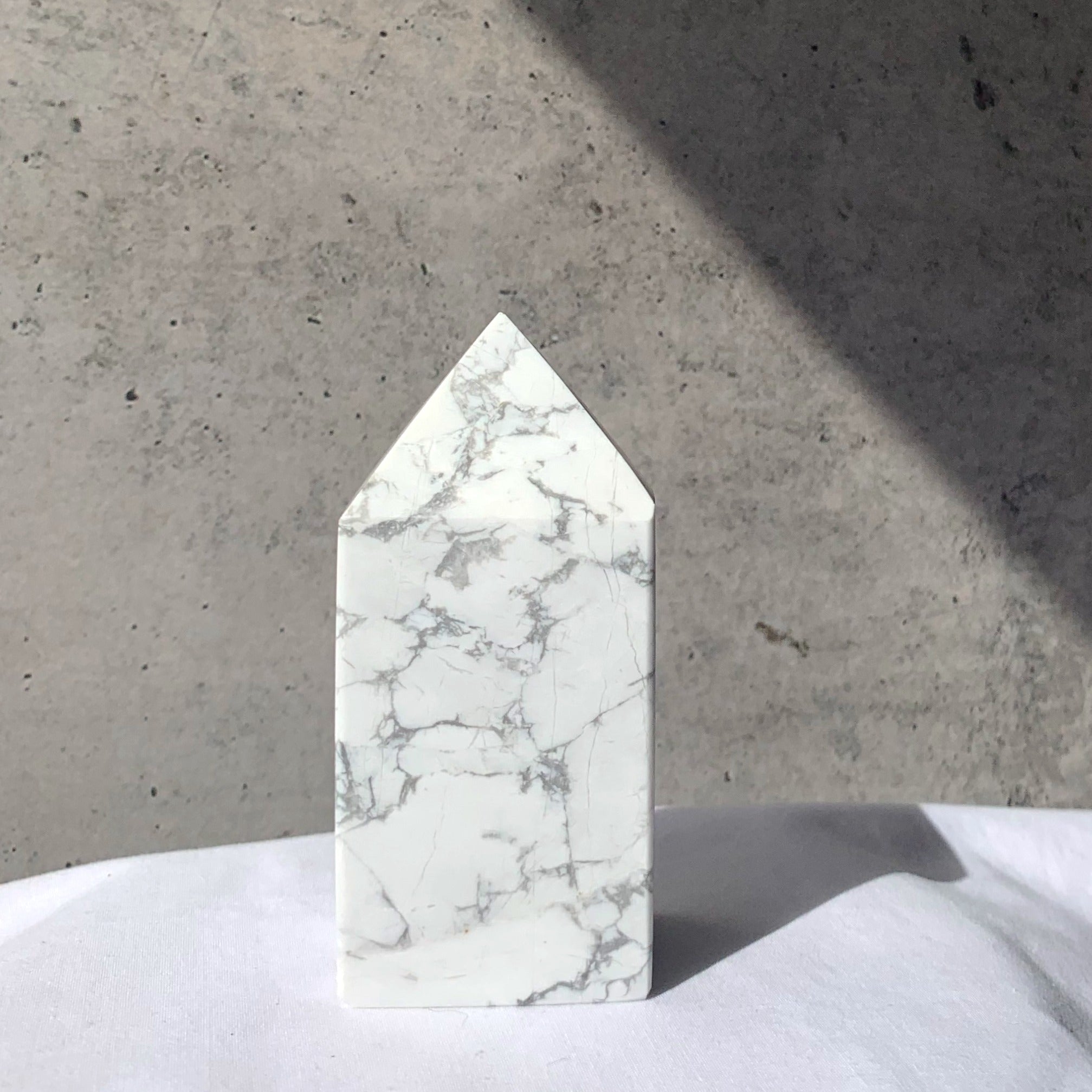 Howlite Generator Tower