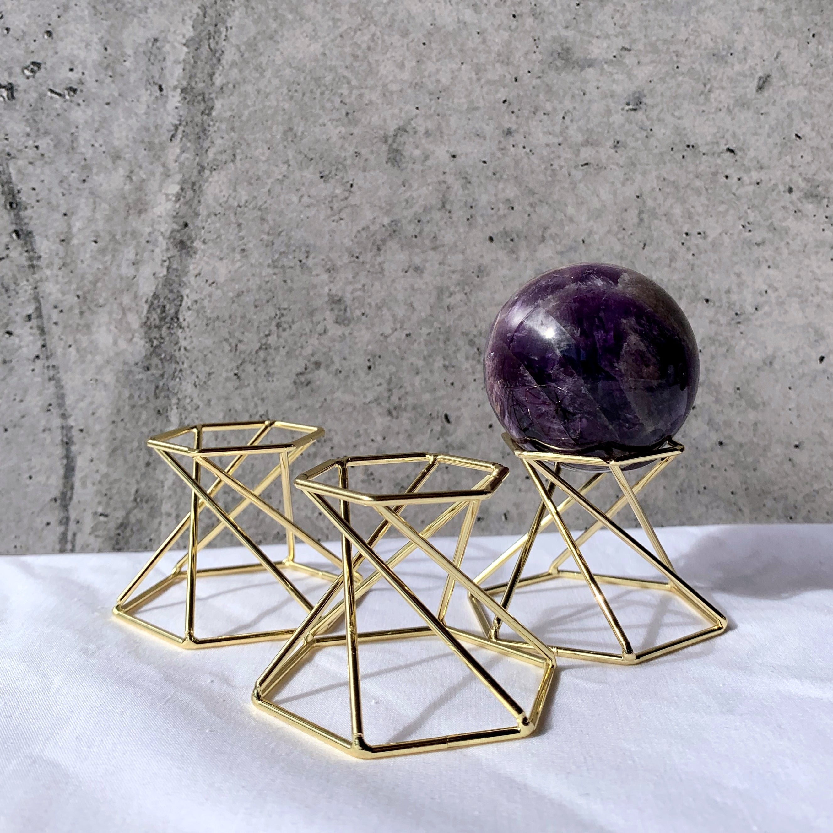 Reversible Hexagon Sphere Stand