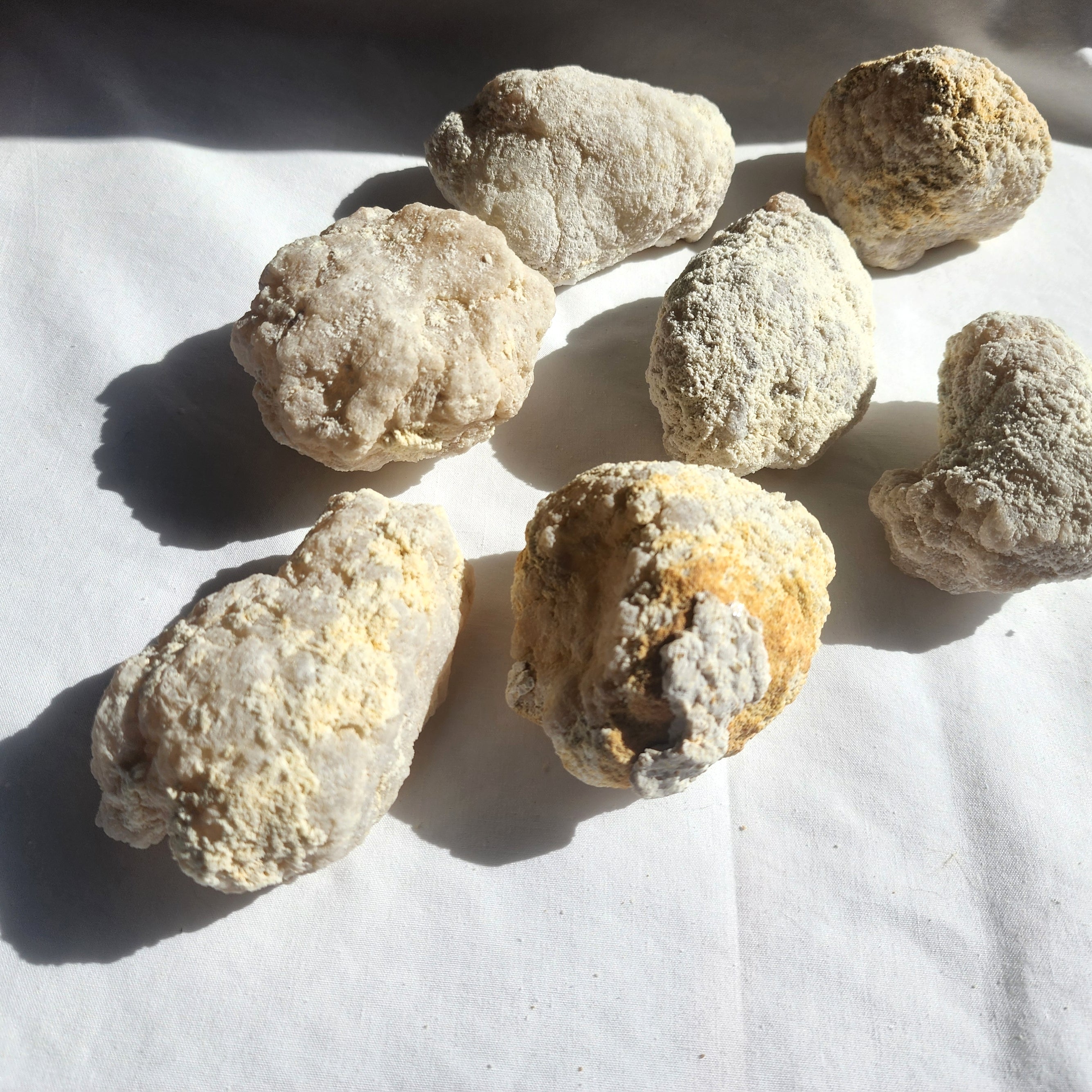 Uncracked Quartz Geode | Medium