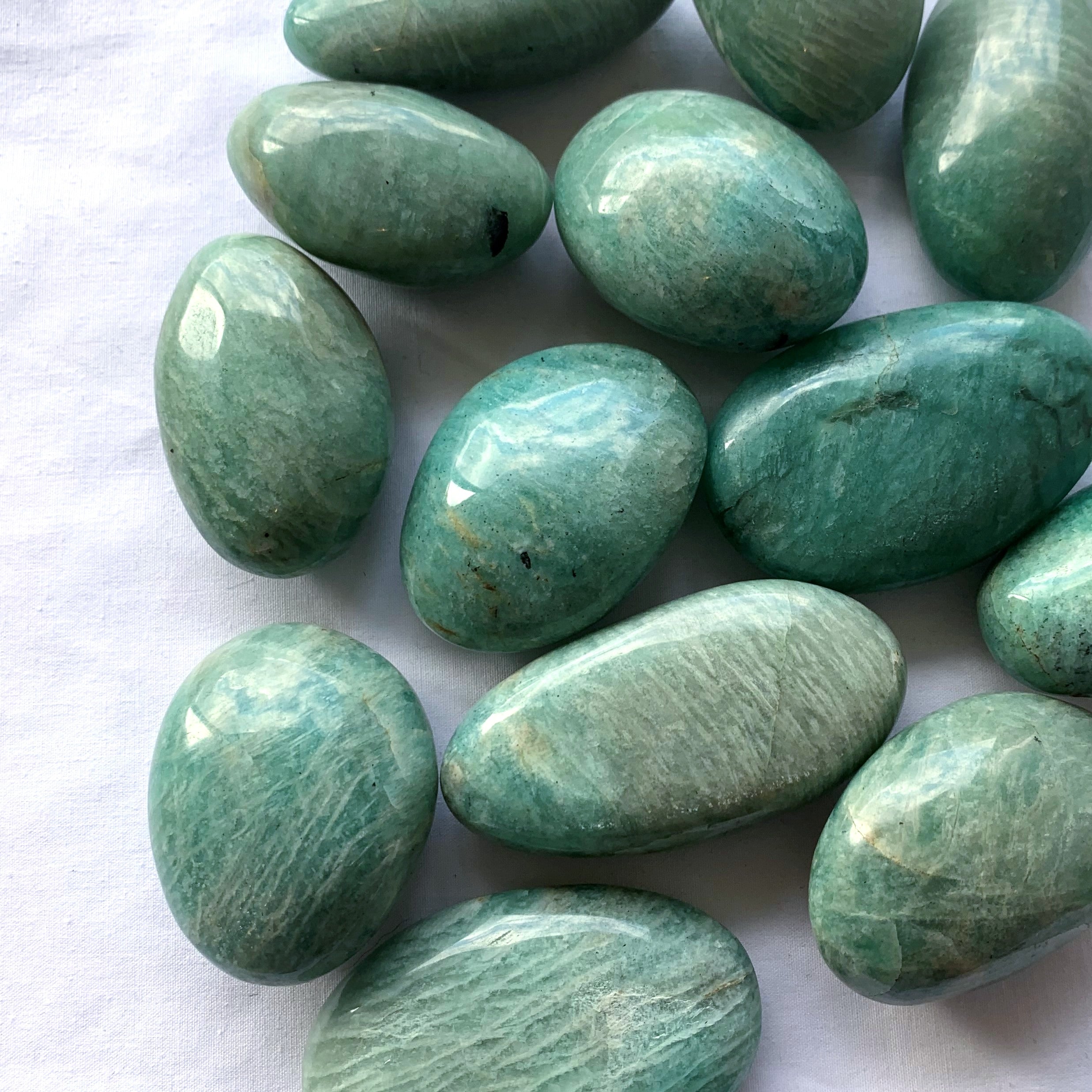Amazonite Palm Stone | Medium
