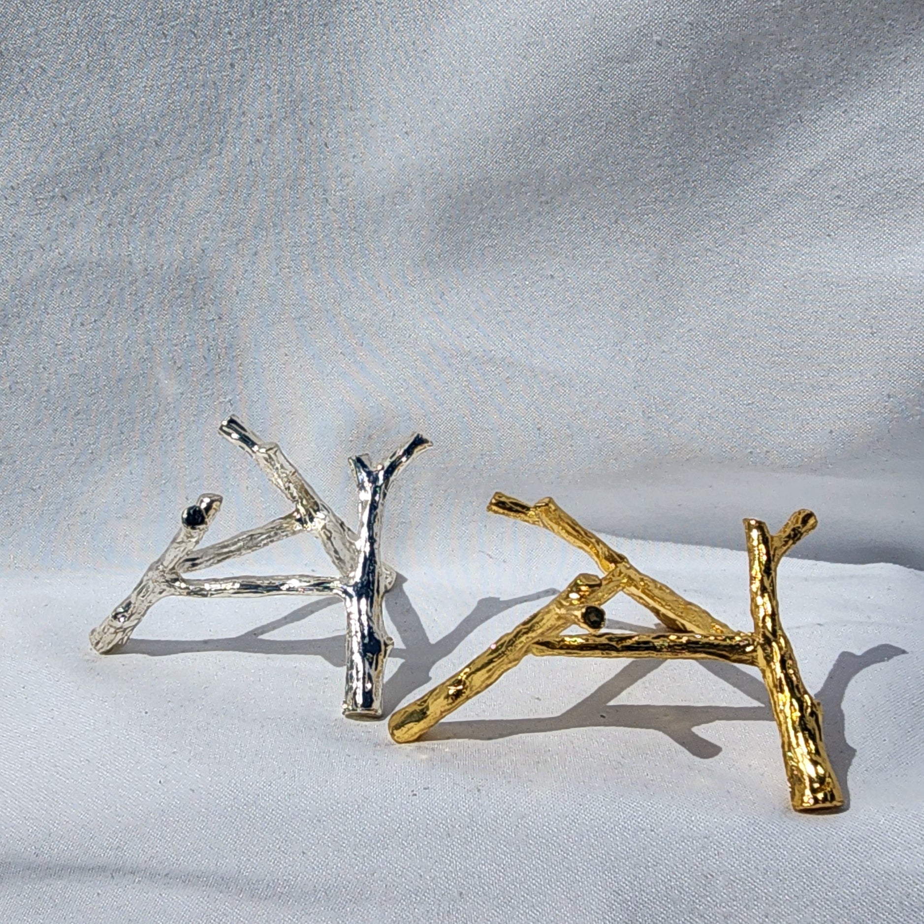 Tree Branch Sphere Holder