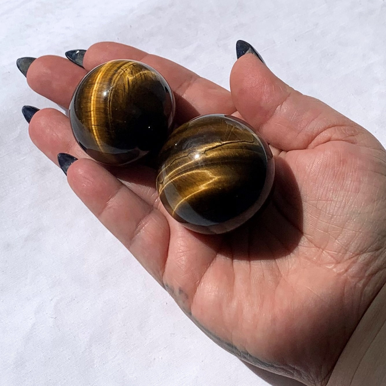 Tiger Eye Sphere | Medium