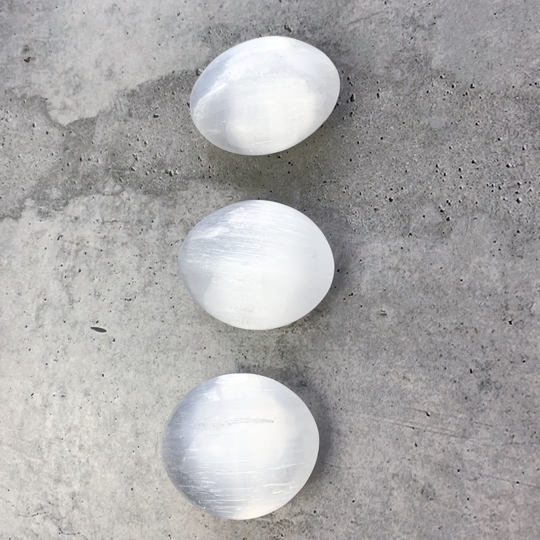 Selenite Palm Stones