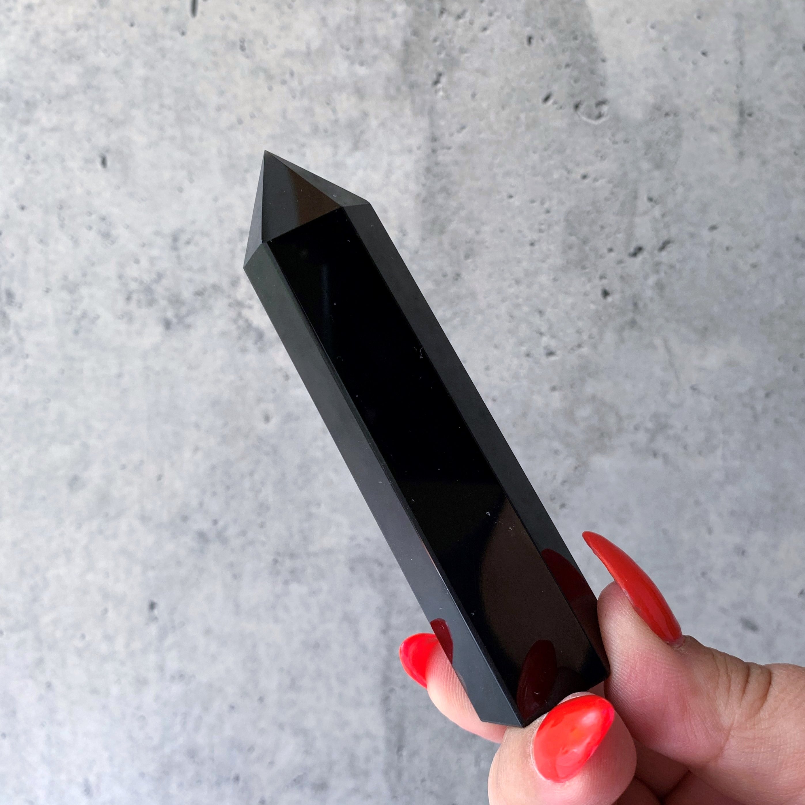 Black Obsidian Generator Point l Medium