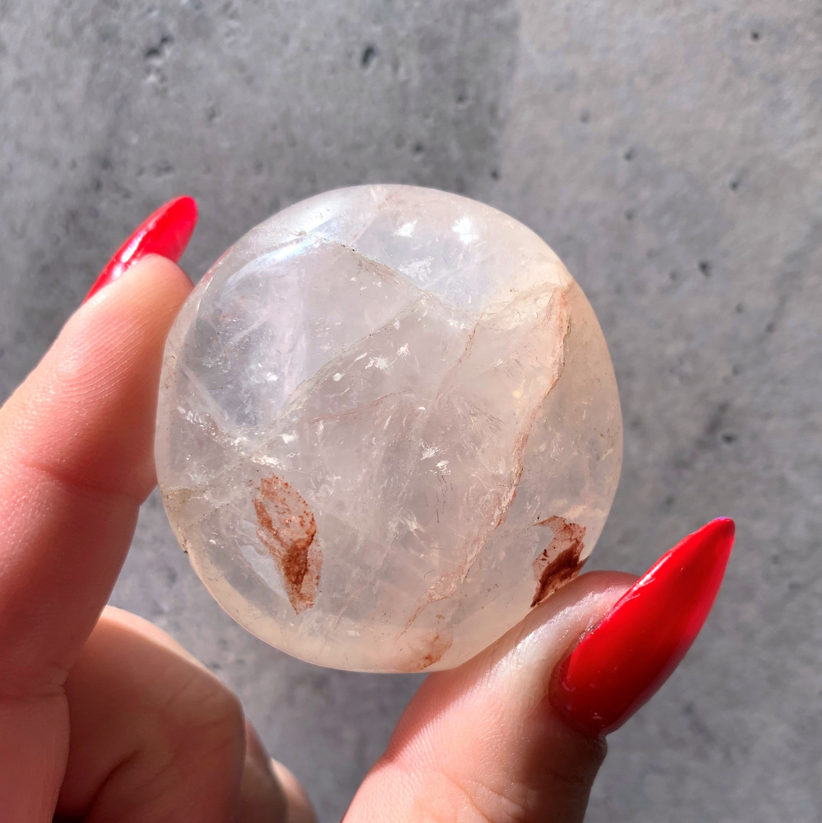 Fire Quartz Palmstone | Medium