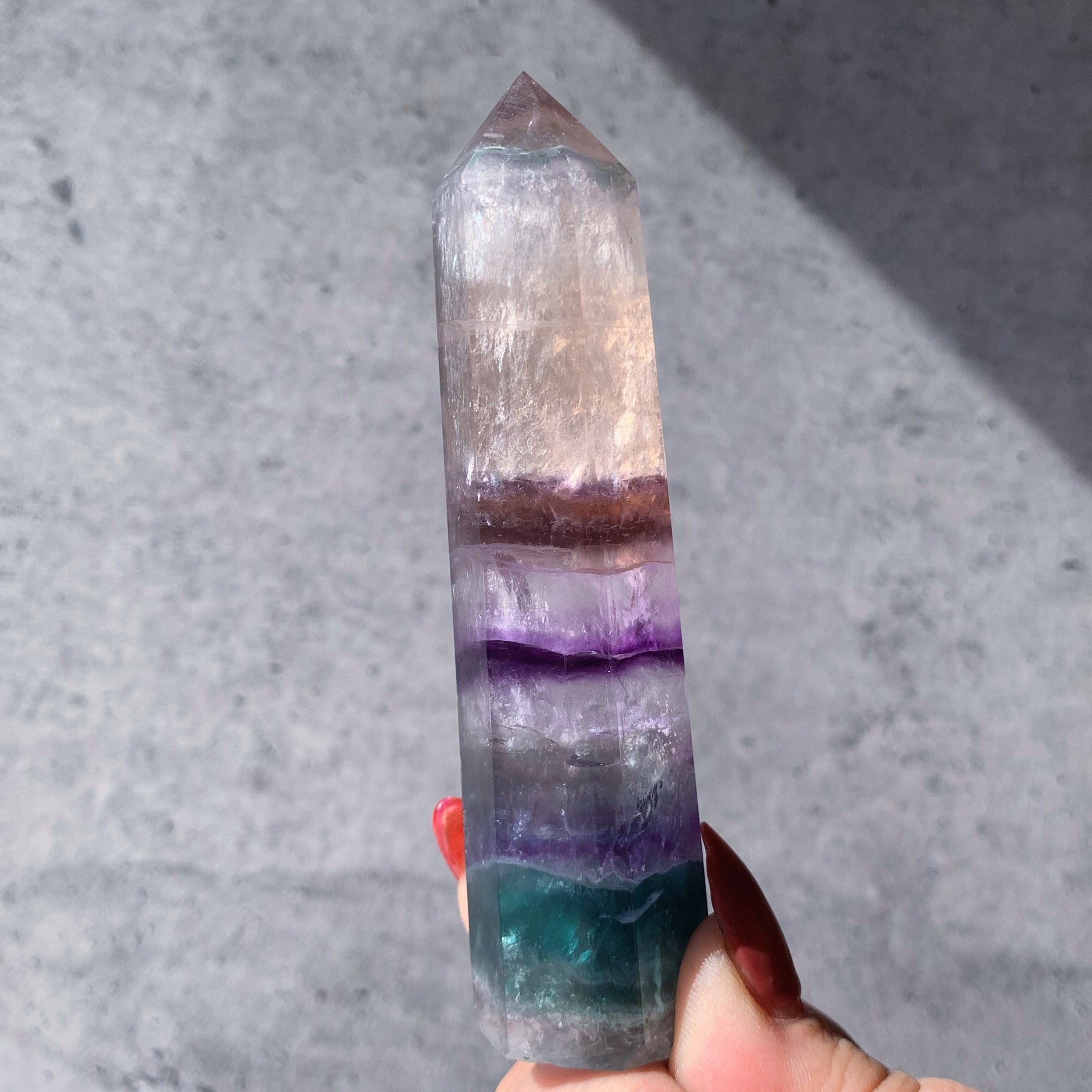 Fluorite Generator Point | Large