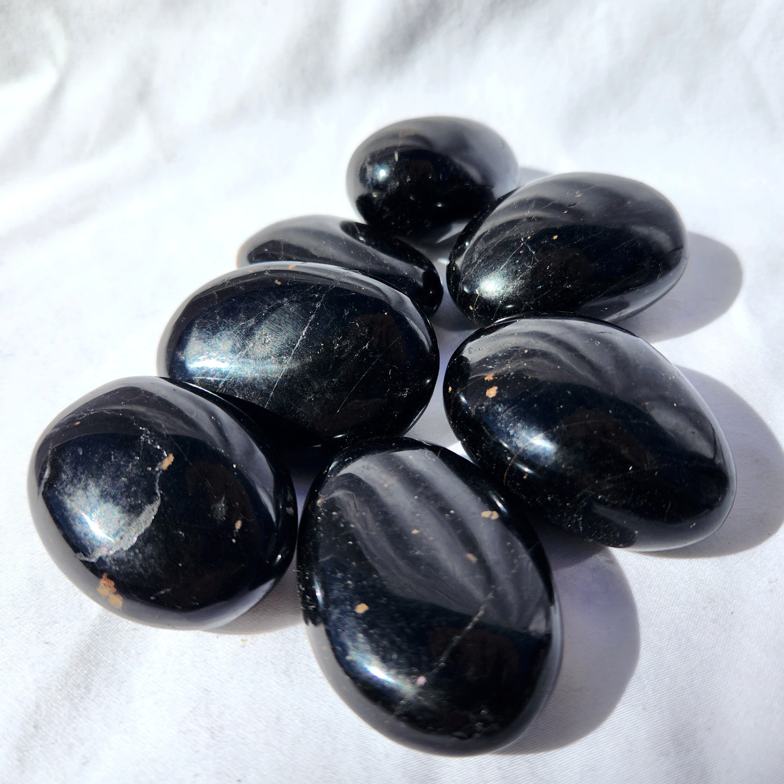 Black Tourmaline Palm Stone | Medium