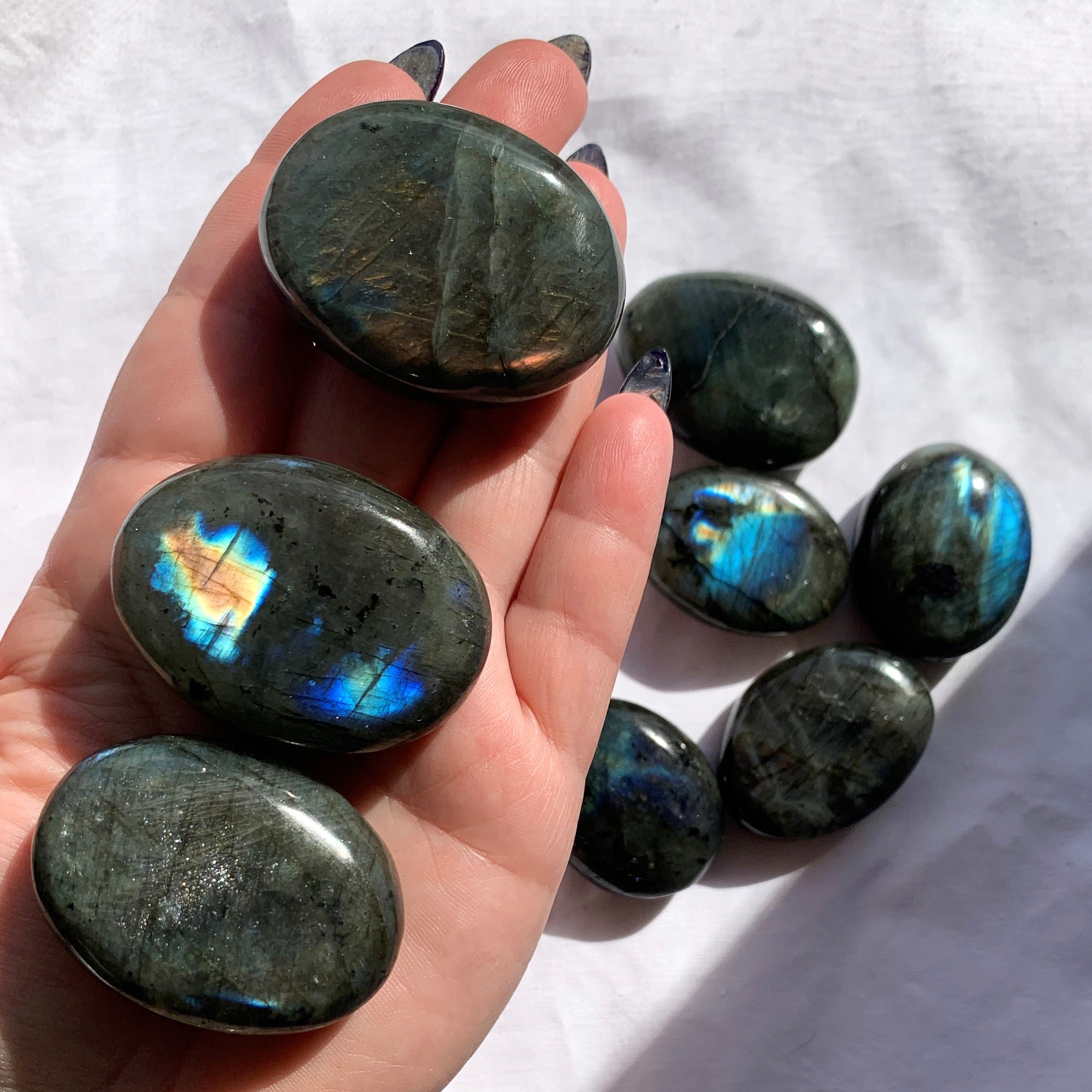 Labradorite Palmstone | Small