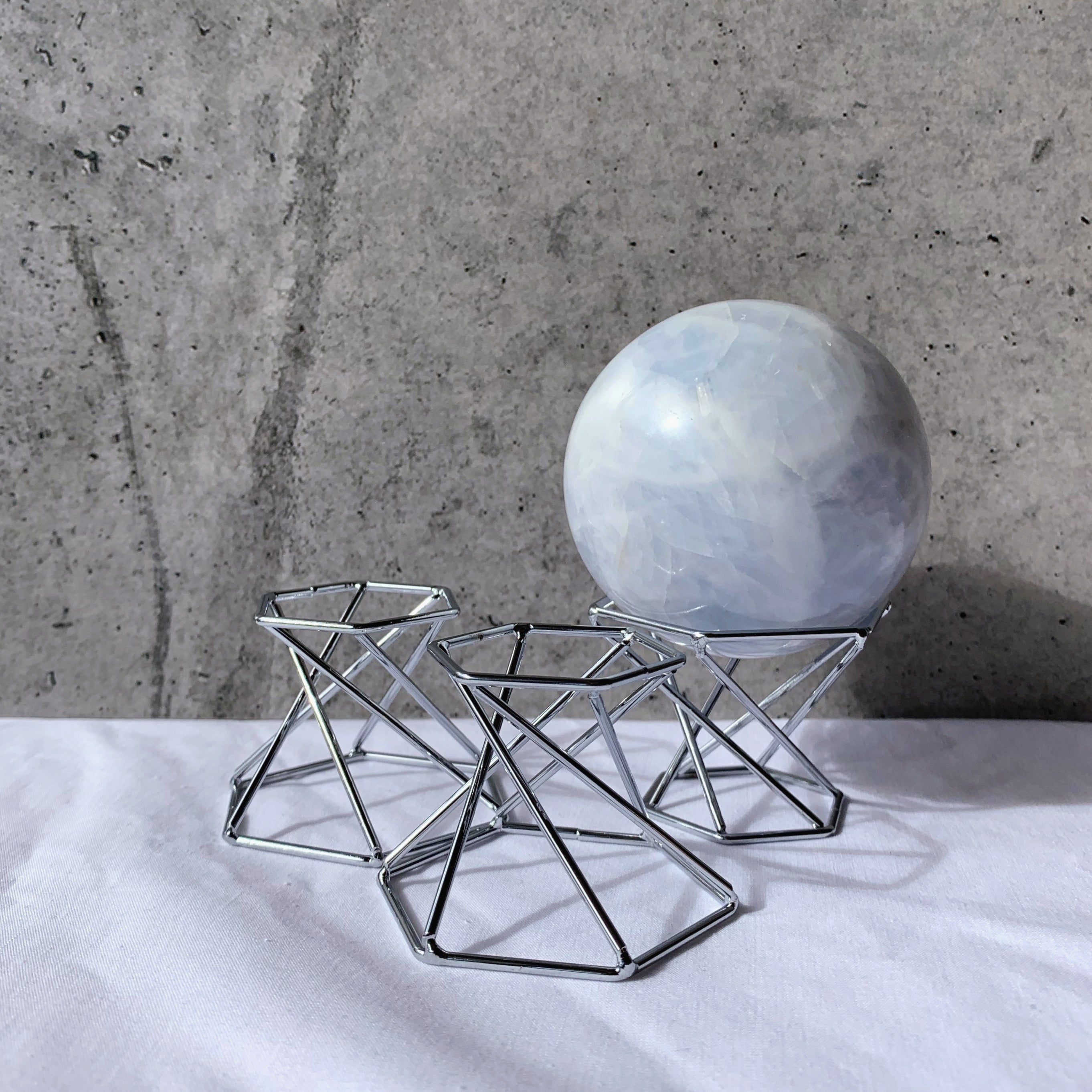 Reversible Hexagon Sphere Stand