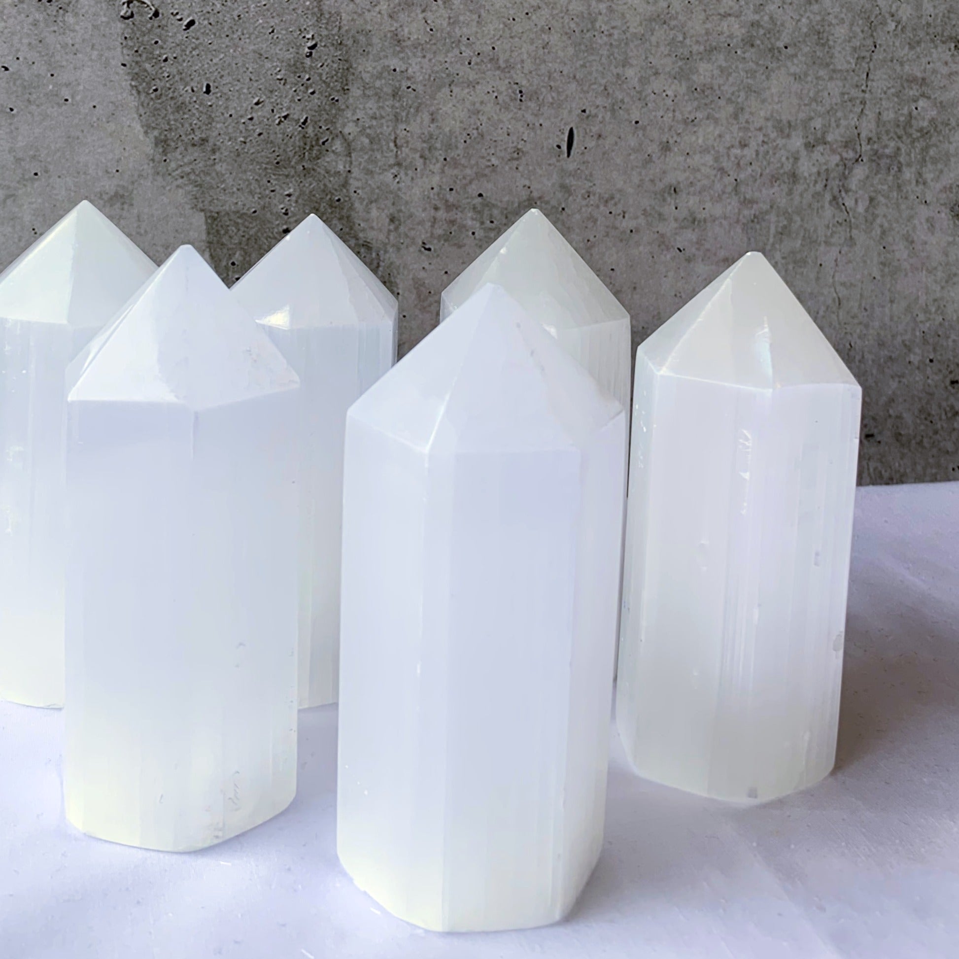 Selenite Generator Point | Small