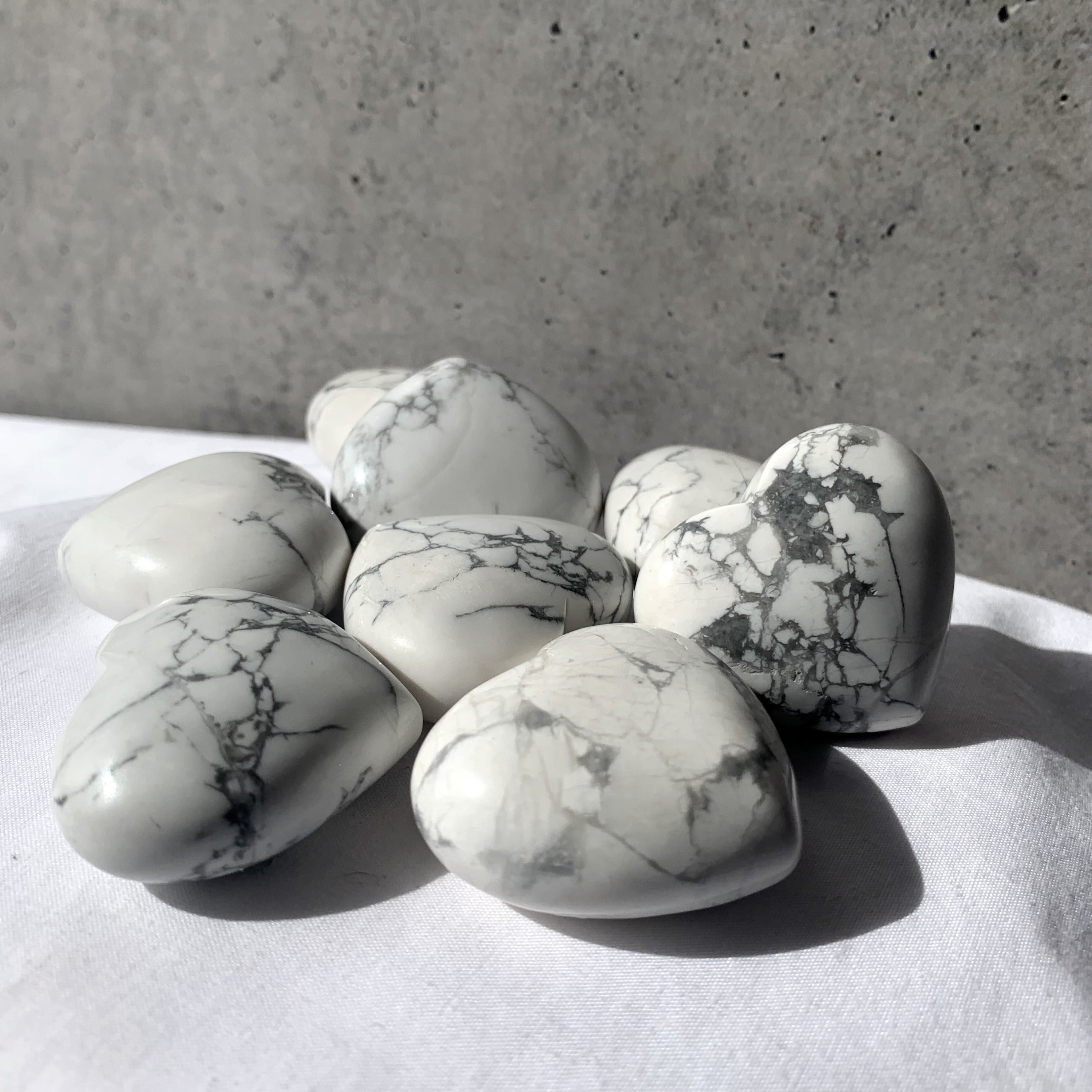 Howlite Heart | Medium