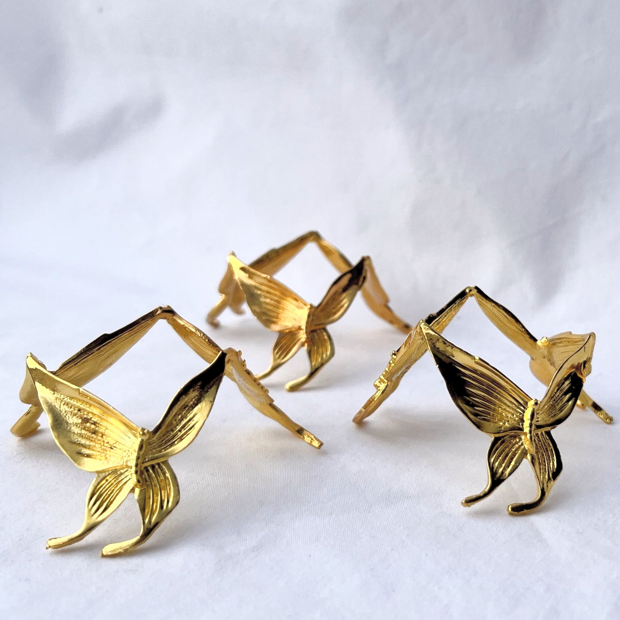 Butterfly Sphere Stand | Large