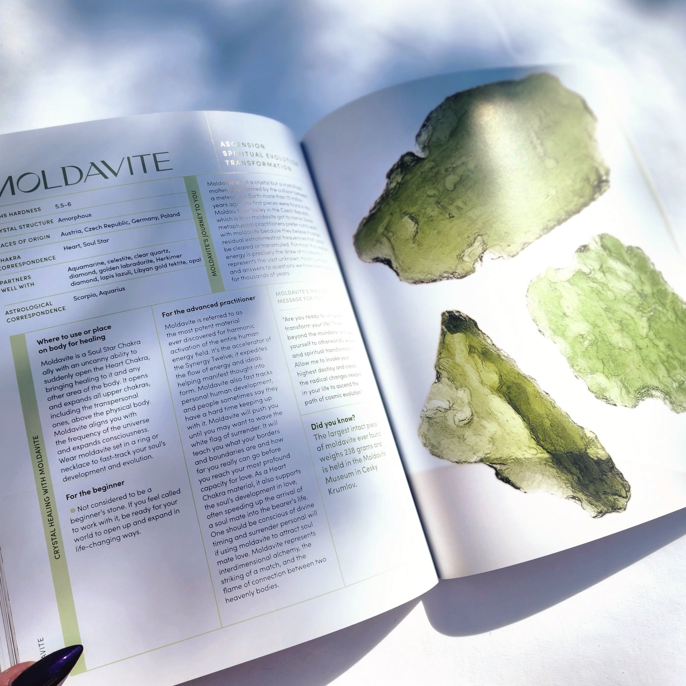 Crystalpedia