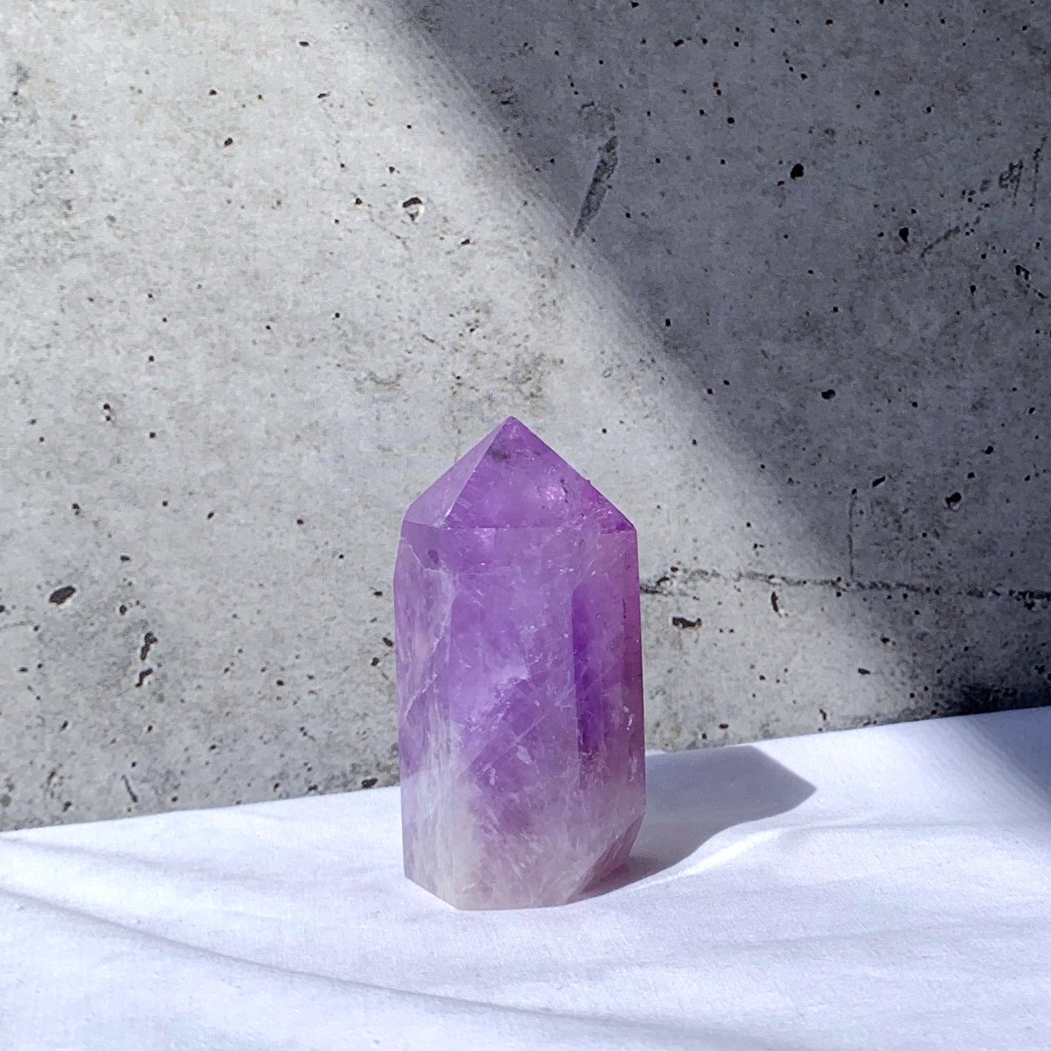 Amethyst Generator Point (AA Grade)