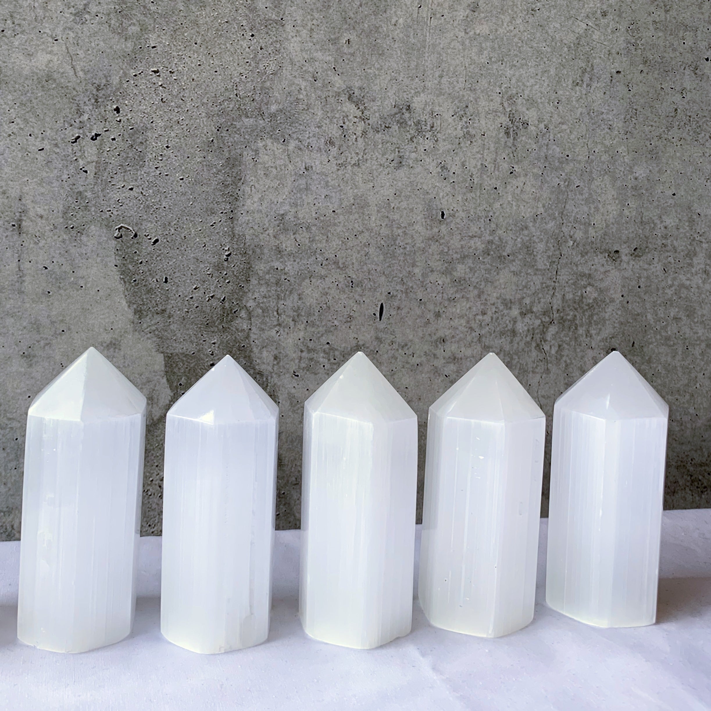 Selenite Generator Point | Small