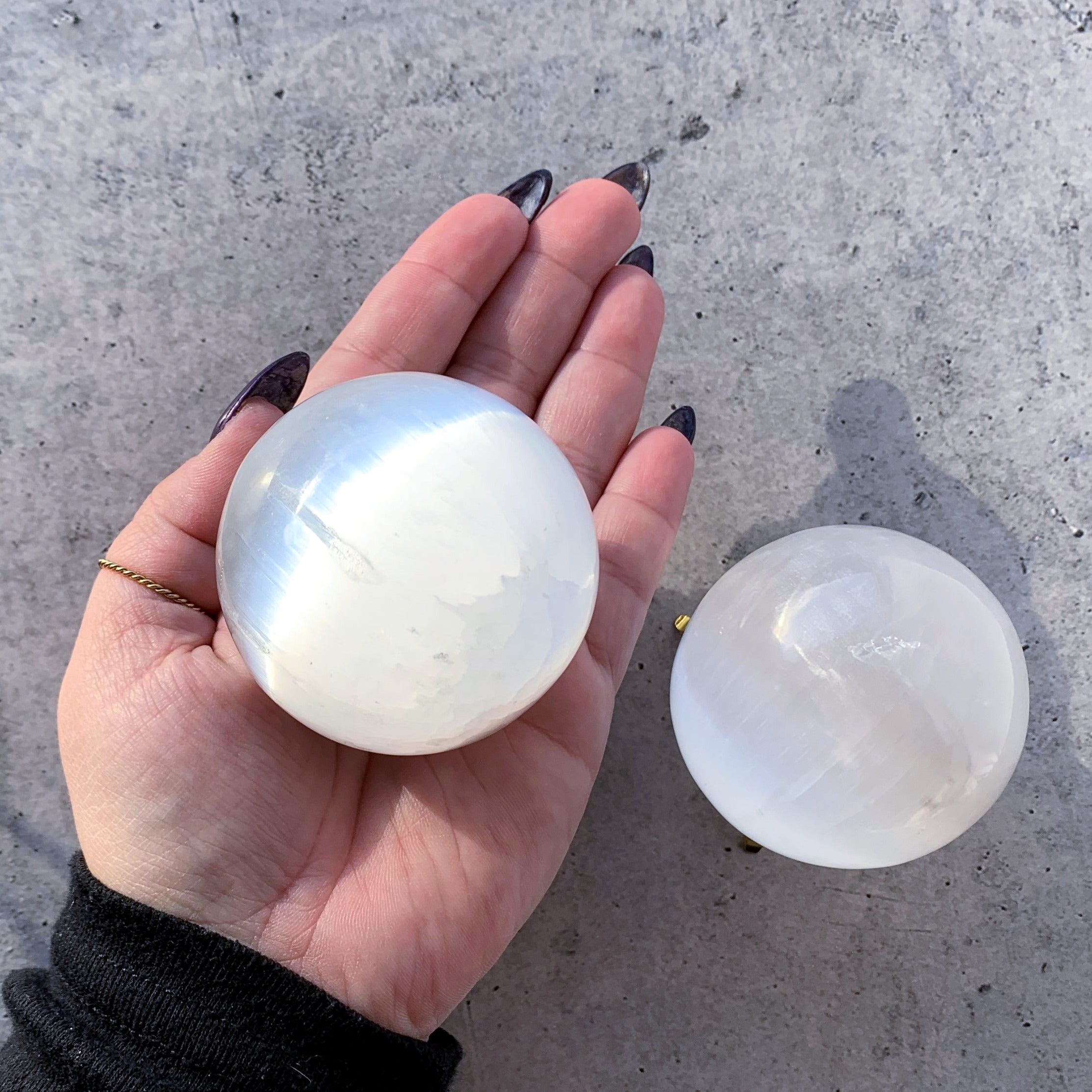 Selenite Sphere | Medium