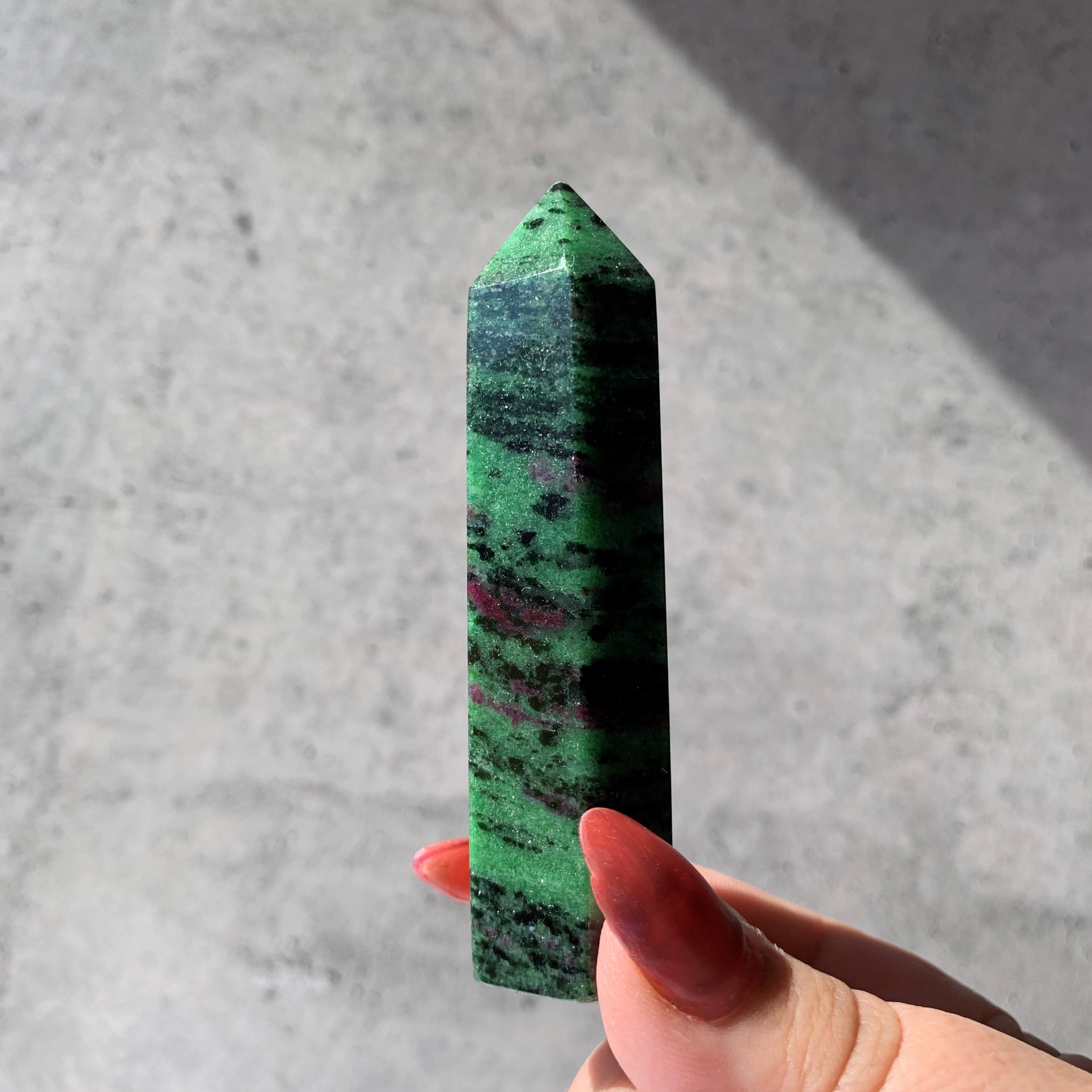 Ruby In Zoisite Generator Point | Large